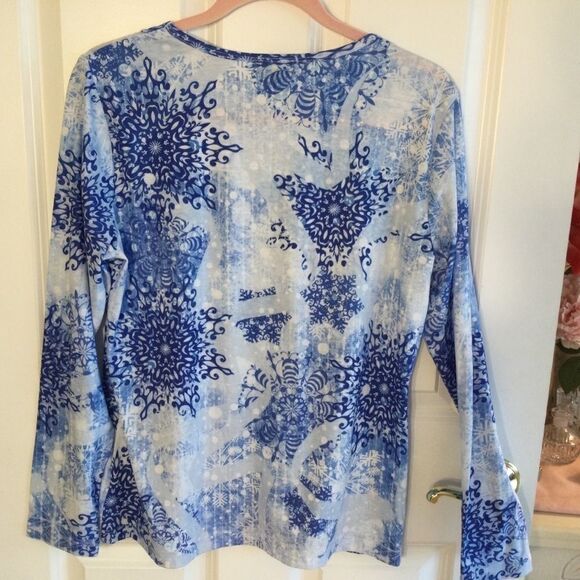 SALE. 2/$30.  NWOT. Erika L/S Knit Tee in Women’s Sz M - Picture 7 of 9